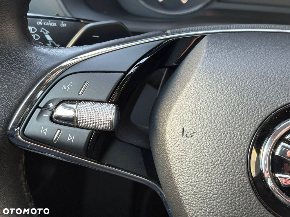 Skoda Octavia 2.0 TDI Ambition DSG - 12