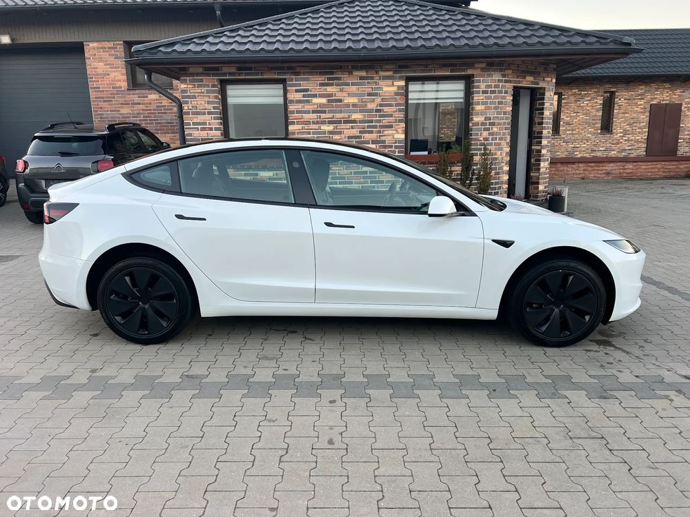 Tesla Model 3 RWD Premium - 2