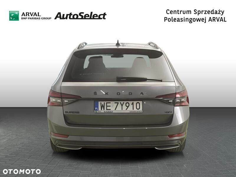 Skoda Superb 2.0 TDI SCR 4x4 Sportline DSG - 5