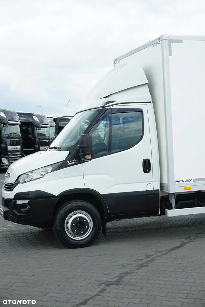 Iveco / DAILY / 70C18 / E 6 / KONTENER + WINDA / 10 PALET / ŁAD. 3565 KG - 37