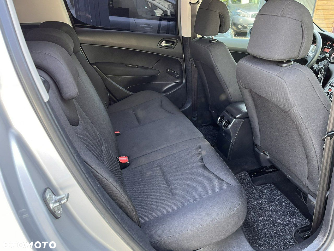 Peugeot 308 1.6 Trendy - 19