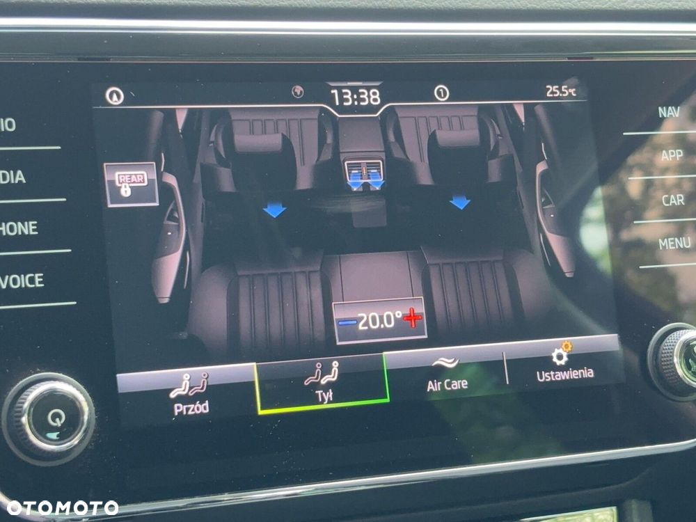 Skoda Superb 2.0 TDI SCR Style DSG - 33