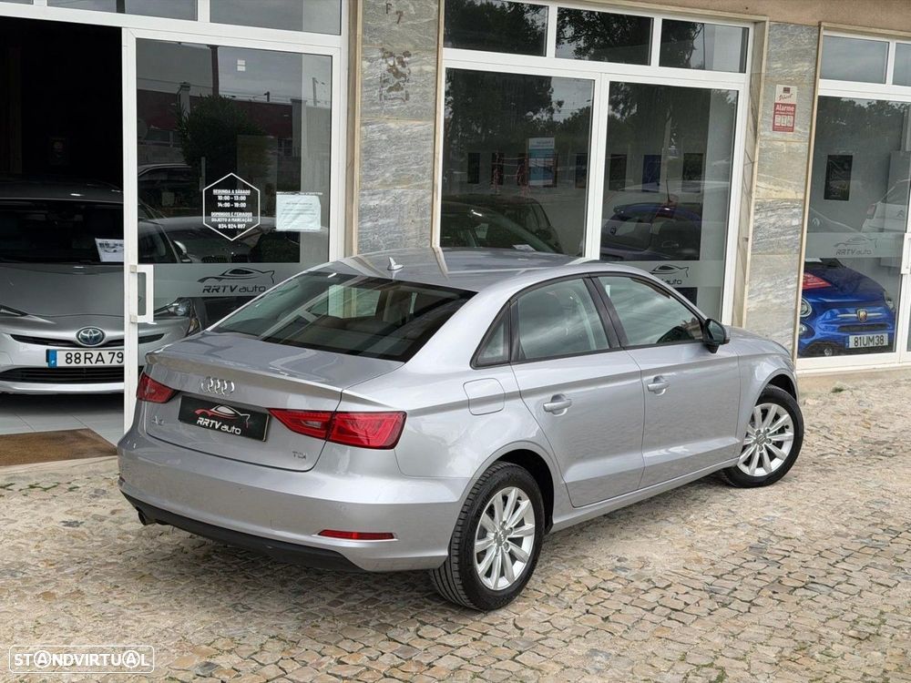 Audi A3 Limousine 1.6 TDI Advance Ultra - 4