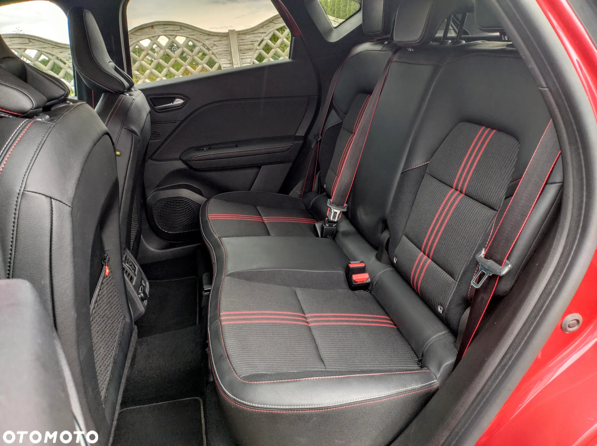 Renault Captur TCe Mild Hybrid 160 EDC GPF R.S LINE - 7
