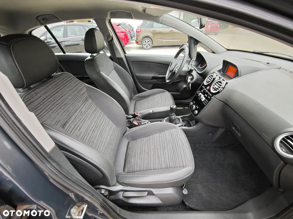 Opel Corsa 1.4 16V Energy - 17