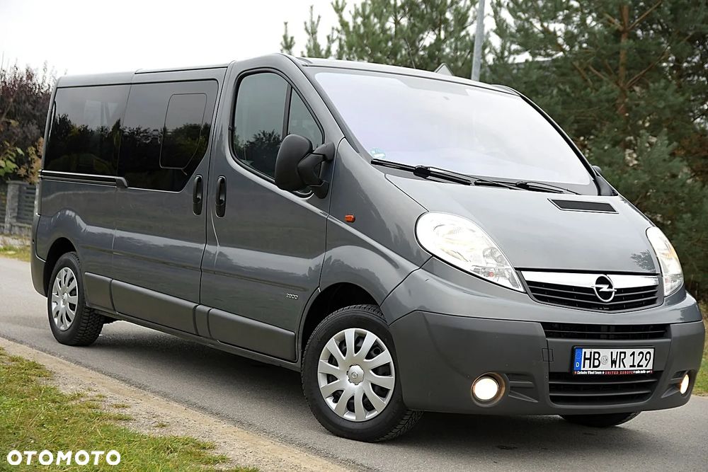 Opel Vivaro - 11