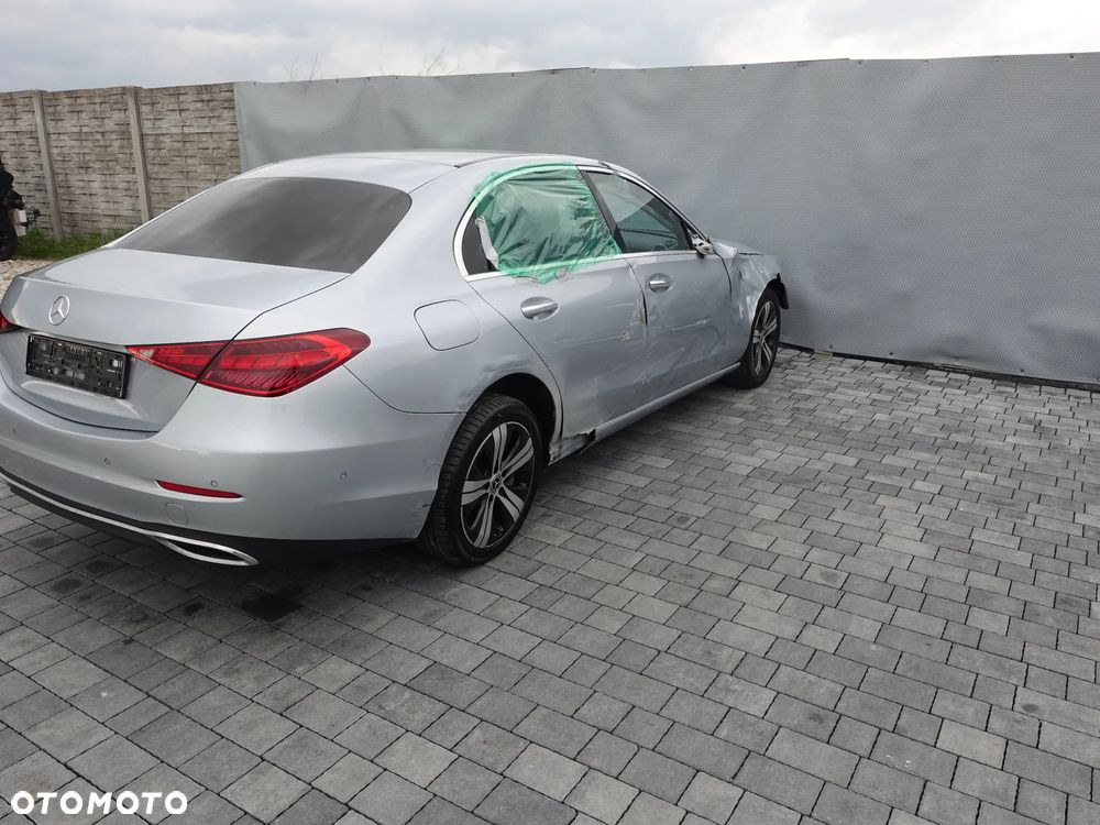 Mercedes-Benz Klasa C 300 9G-TRONIC Avantgarde - 18