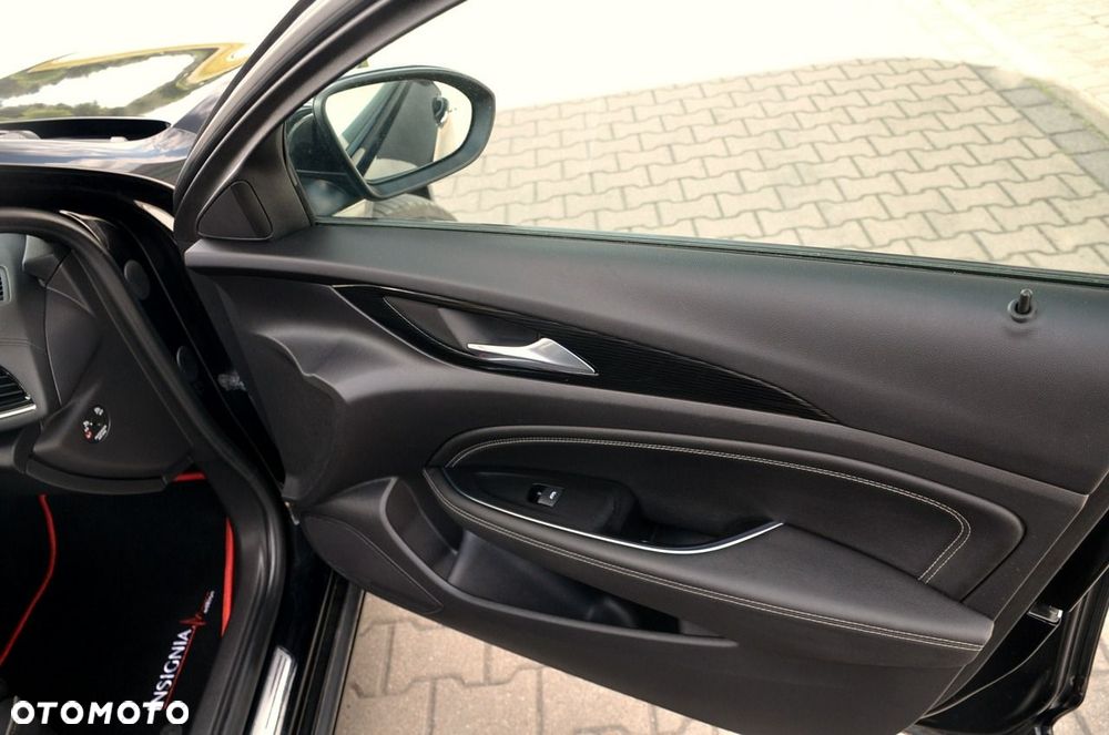 Opel Insignia - 19