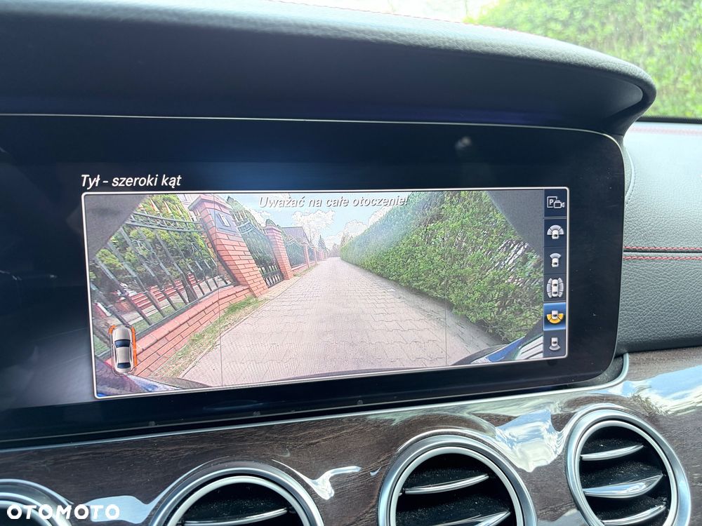 Mercedes-Benz Klasa E AMG 53 4Matic AMG Speedshift 9G-TCT - 25