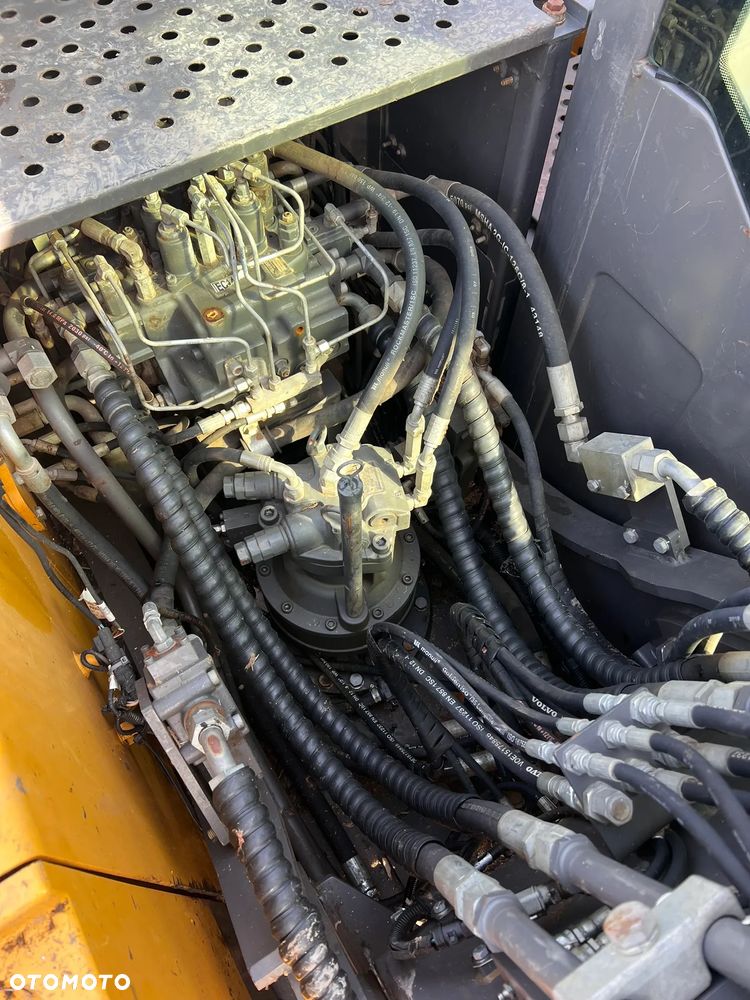 Volvo EC140 EL - 9