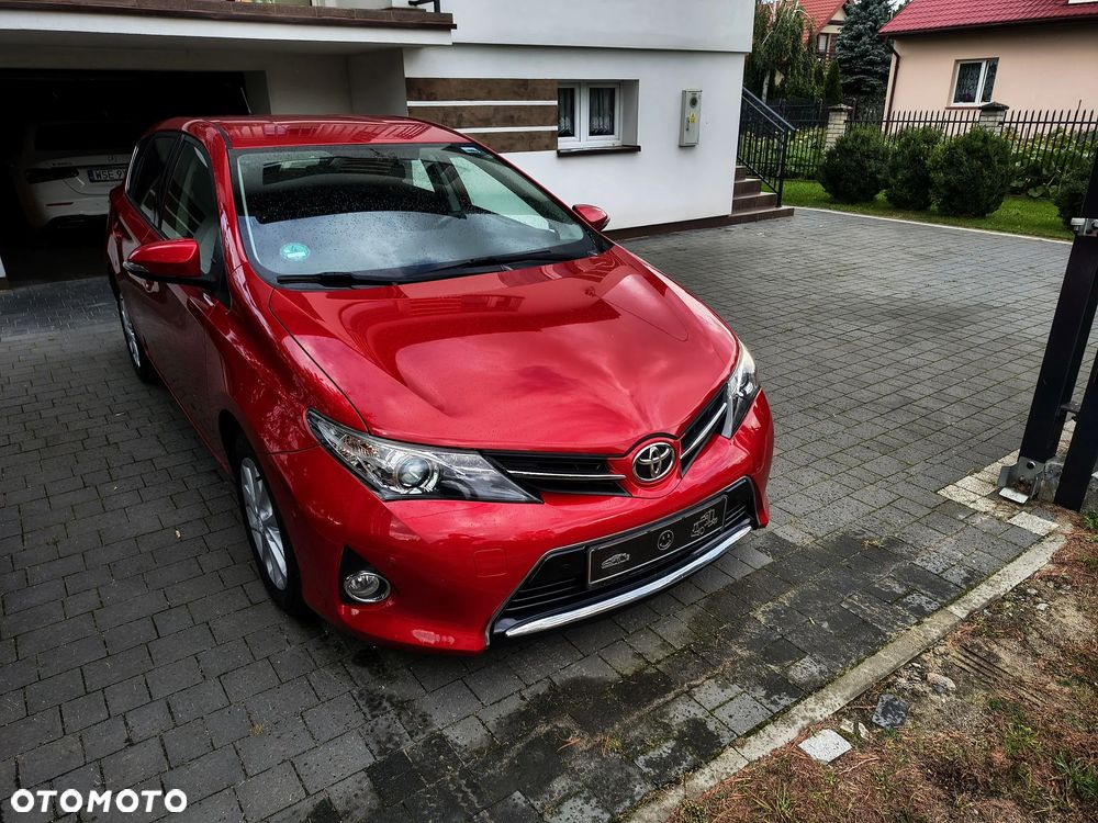 Toyota Auris 1.6 Valvematic Executive - 10
