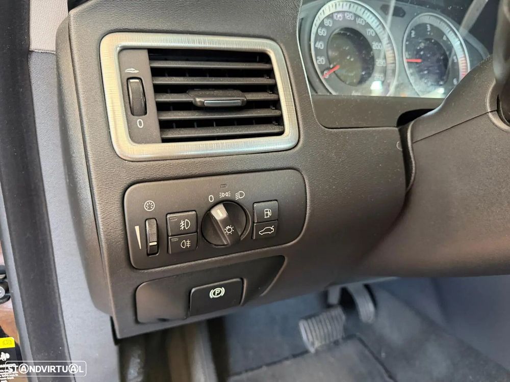 Volvo S80 2.4 D Summum Geartronic - 10