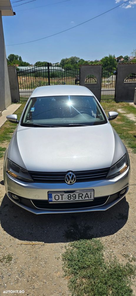Volkswagen Jetta 2.0 TDI DPF Comfortline - 2