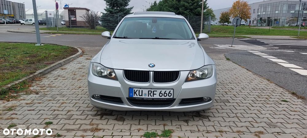BMW Seria 3 318d - 9