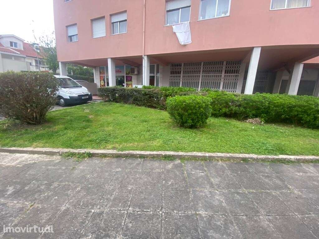 Loja arrendamento , Creixomil - Guimarães - Grande imagem: 2/13