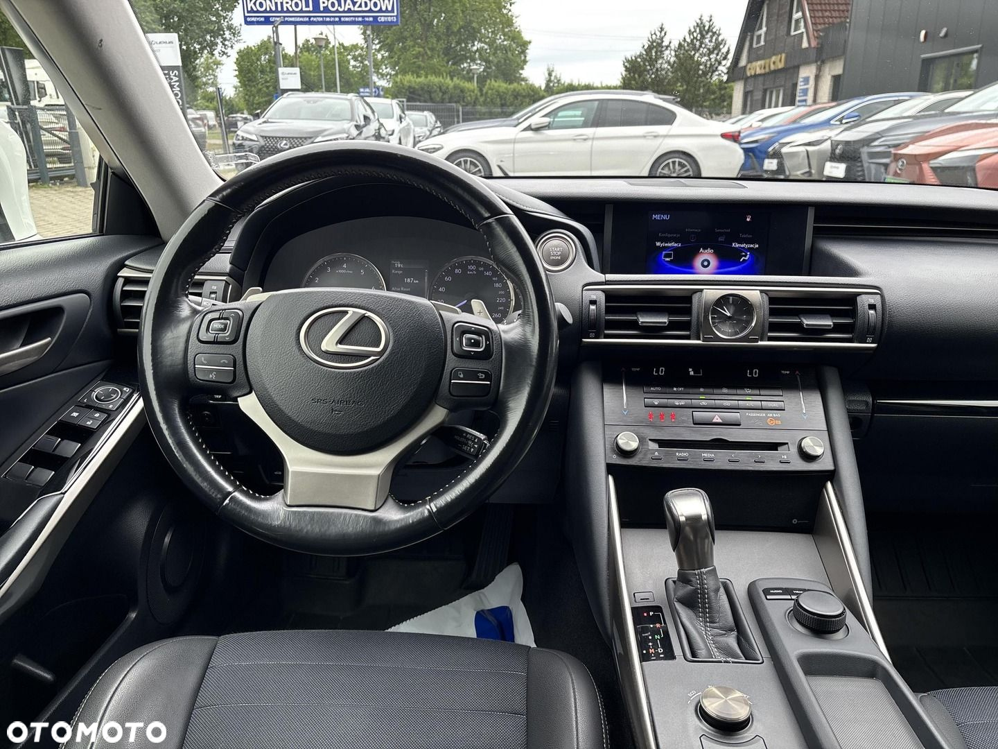 Lexus IS 200t Elegance - 10