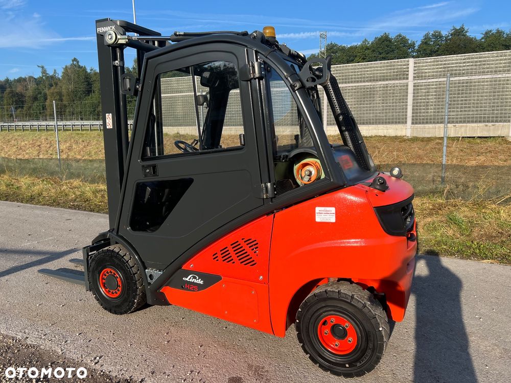 Linde H25T-02 - 10