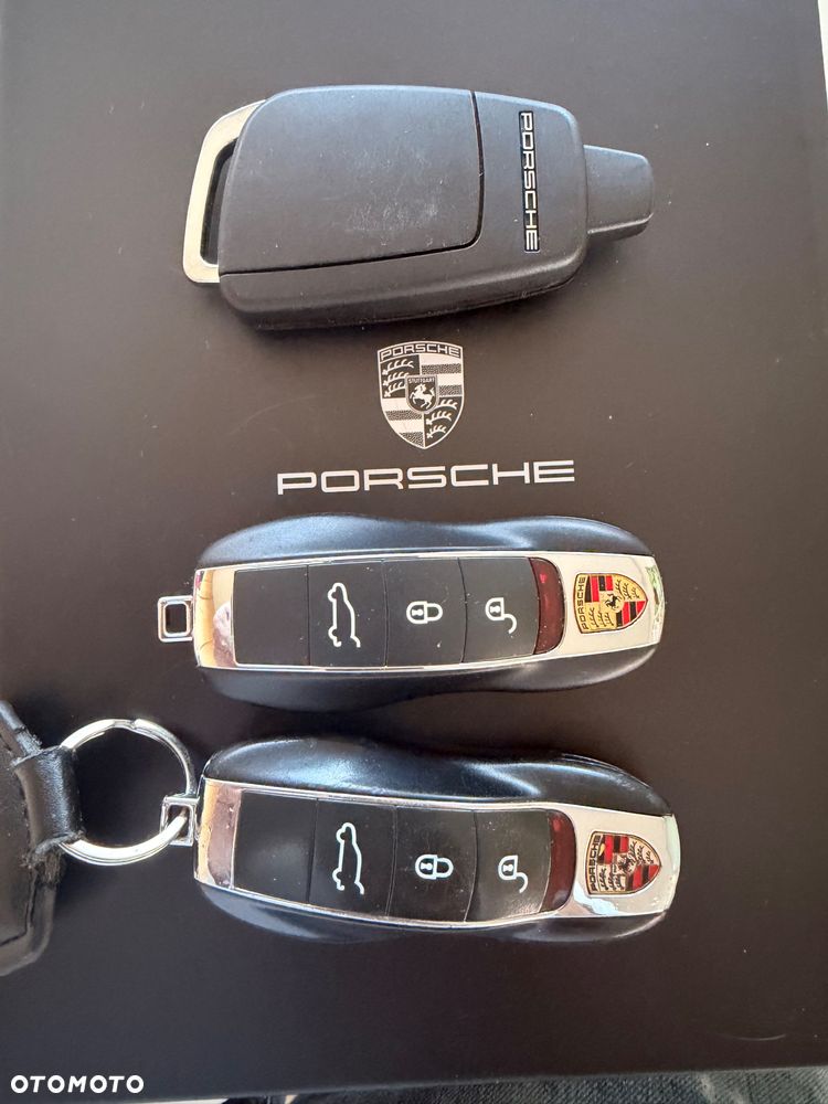 Porsche Cayenne Diesel Platinum Edition - 10