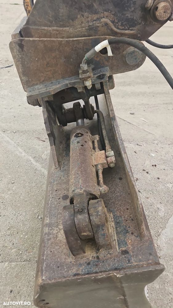 Hitachi Zaxis 85 USB - 2