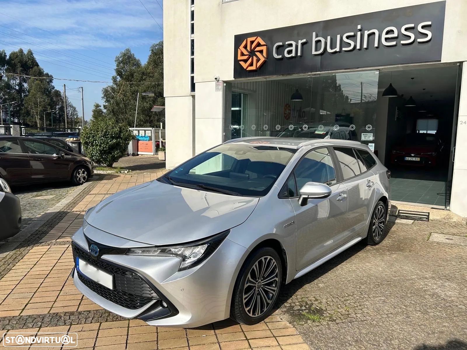 Toyota Corolla Touring Sports 1.8 Hybrid Comfort+P.Sport - 1