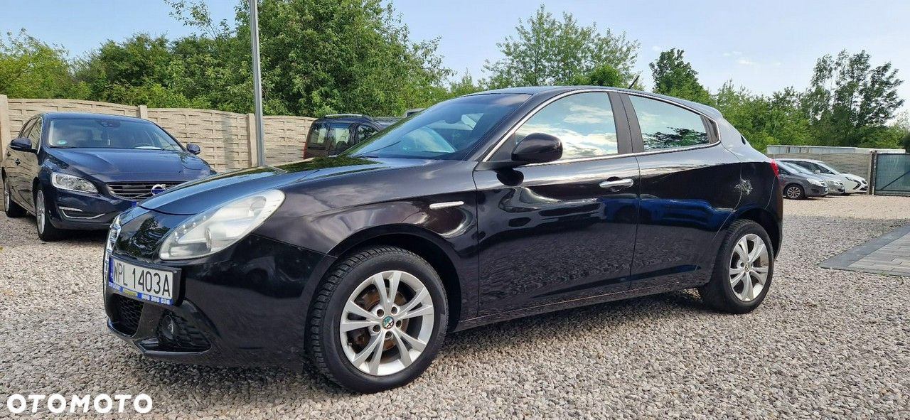 Alfa Romeo Giulietta - 2