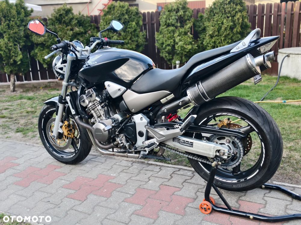 Honda Hornet - 25