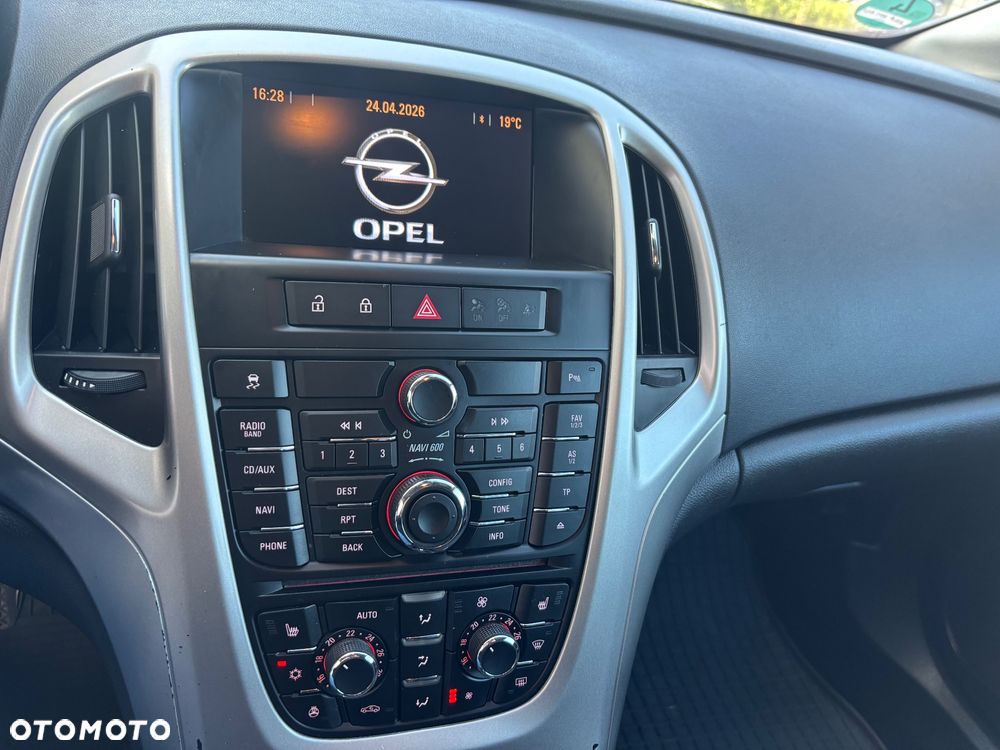 Opel Astra 2.0 CDTI DPF Active - 15