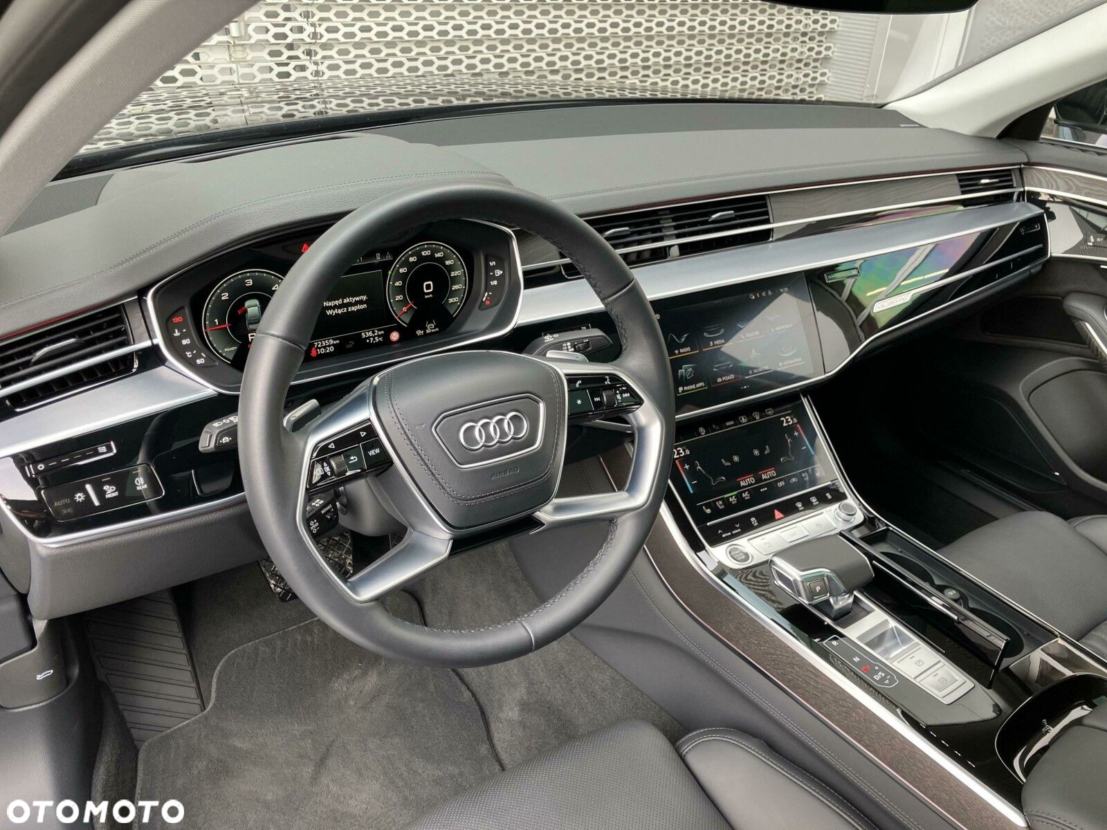 Audi A8 - 10