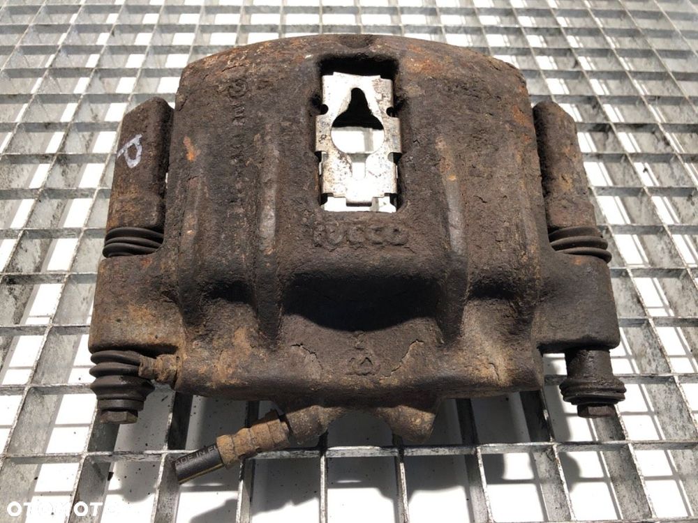 ZACISK PRAWY PRZÓD  IVECO DAILY I Platforma / podwozie 1978 - 1999 35-10 (10310311, 10311111, - 2