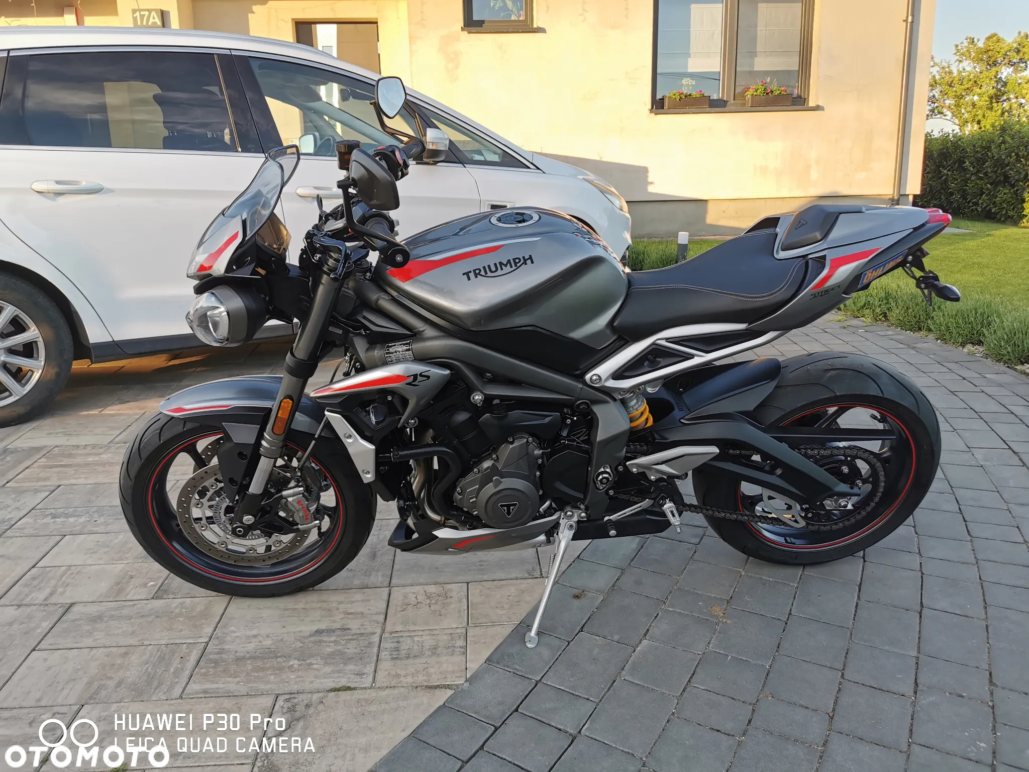 Triumph Street Triple - 2