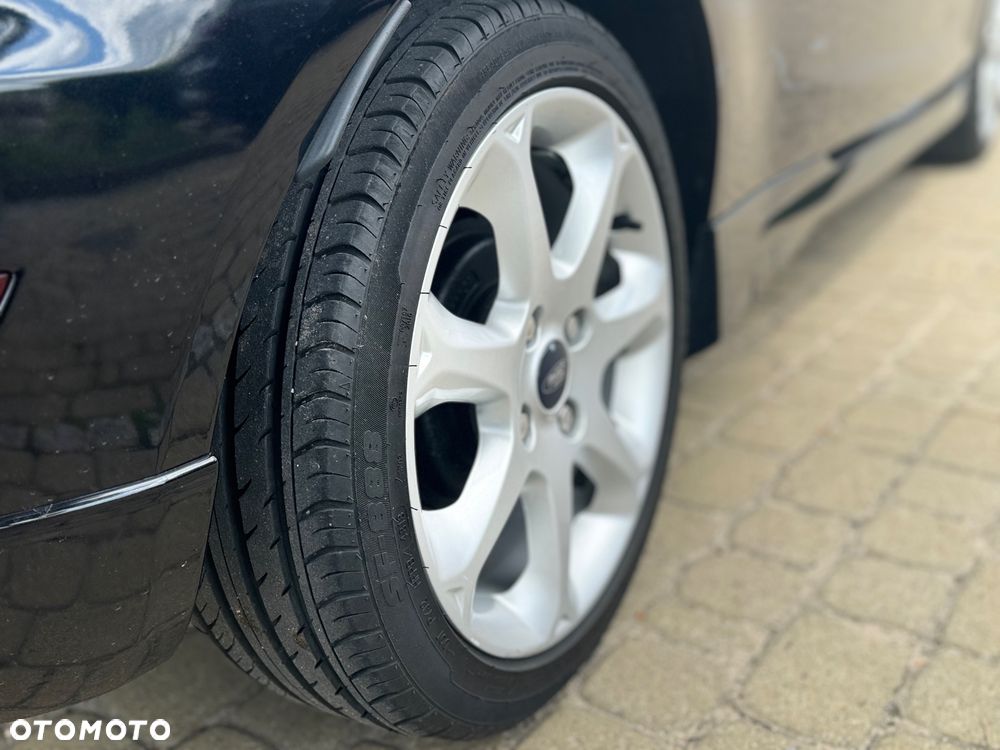 Ford Fiesta - 11