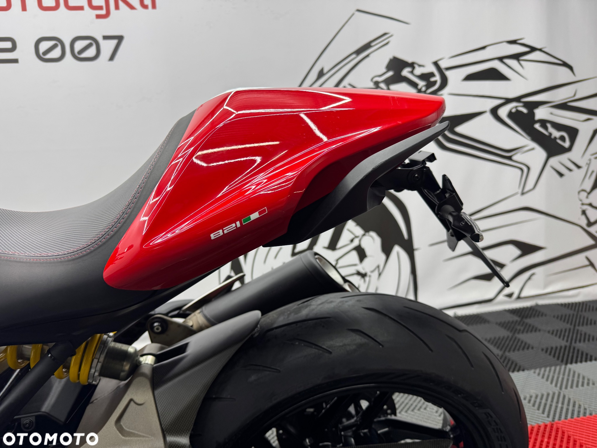Ducati Monster - 14