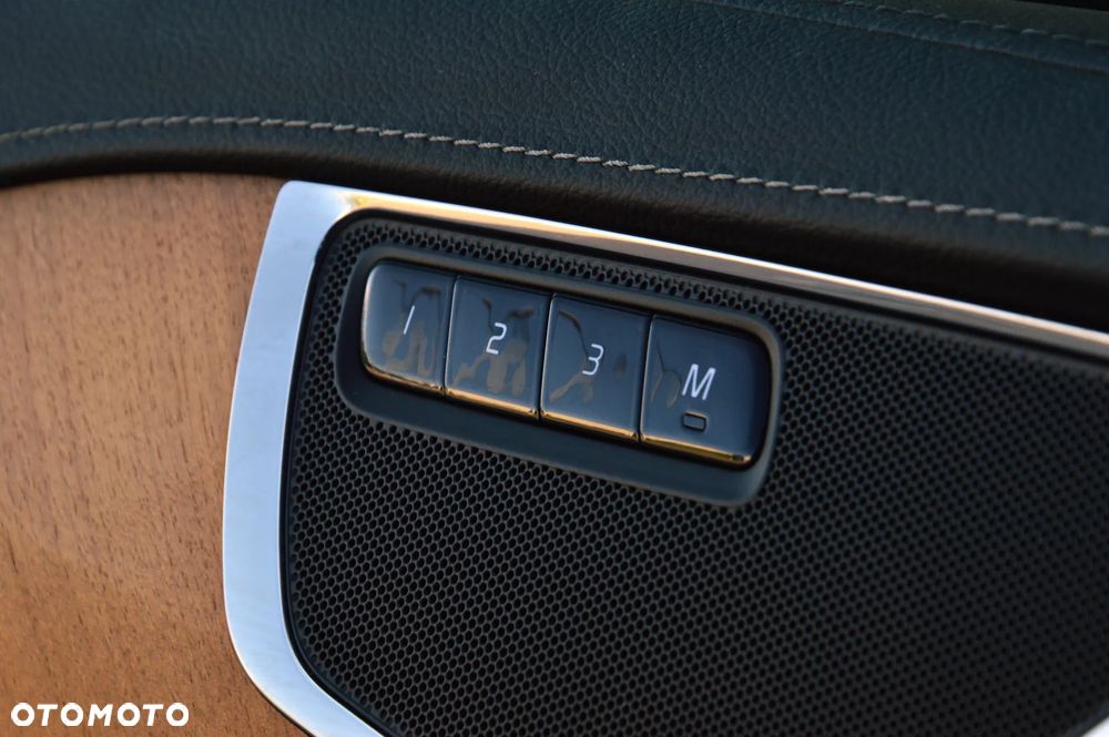 Volvo XC 90 - 19