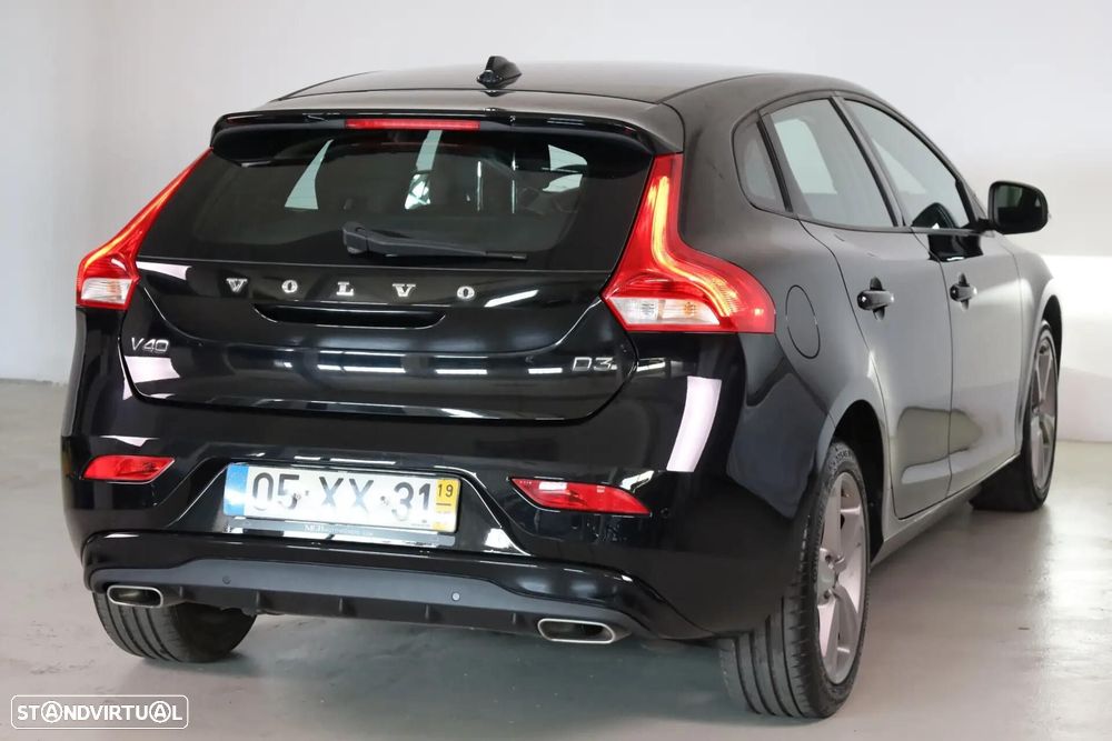 Volvo V40 2.0 D3 Momentum - 22