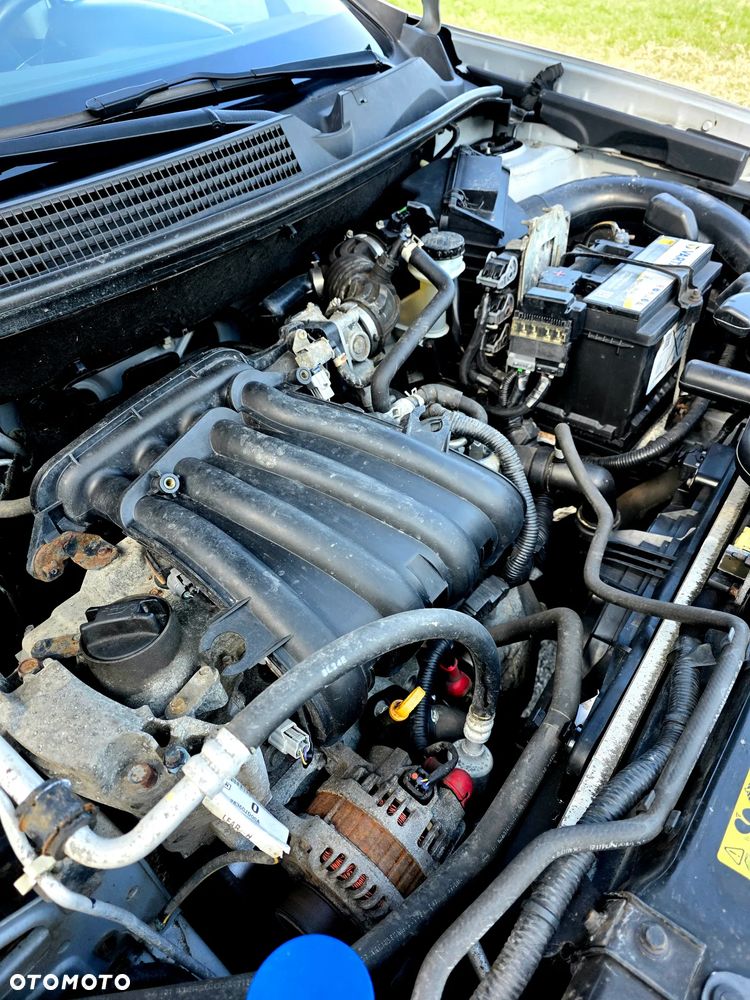 Nissan Qashqai 1.6 Acenta - 19