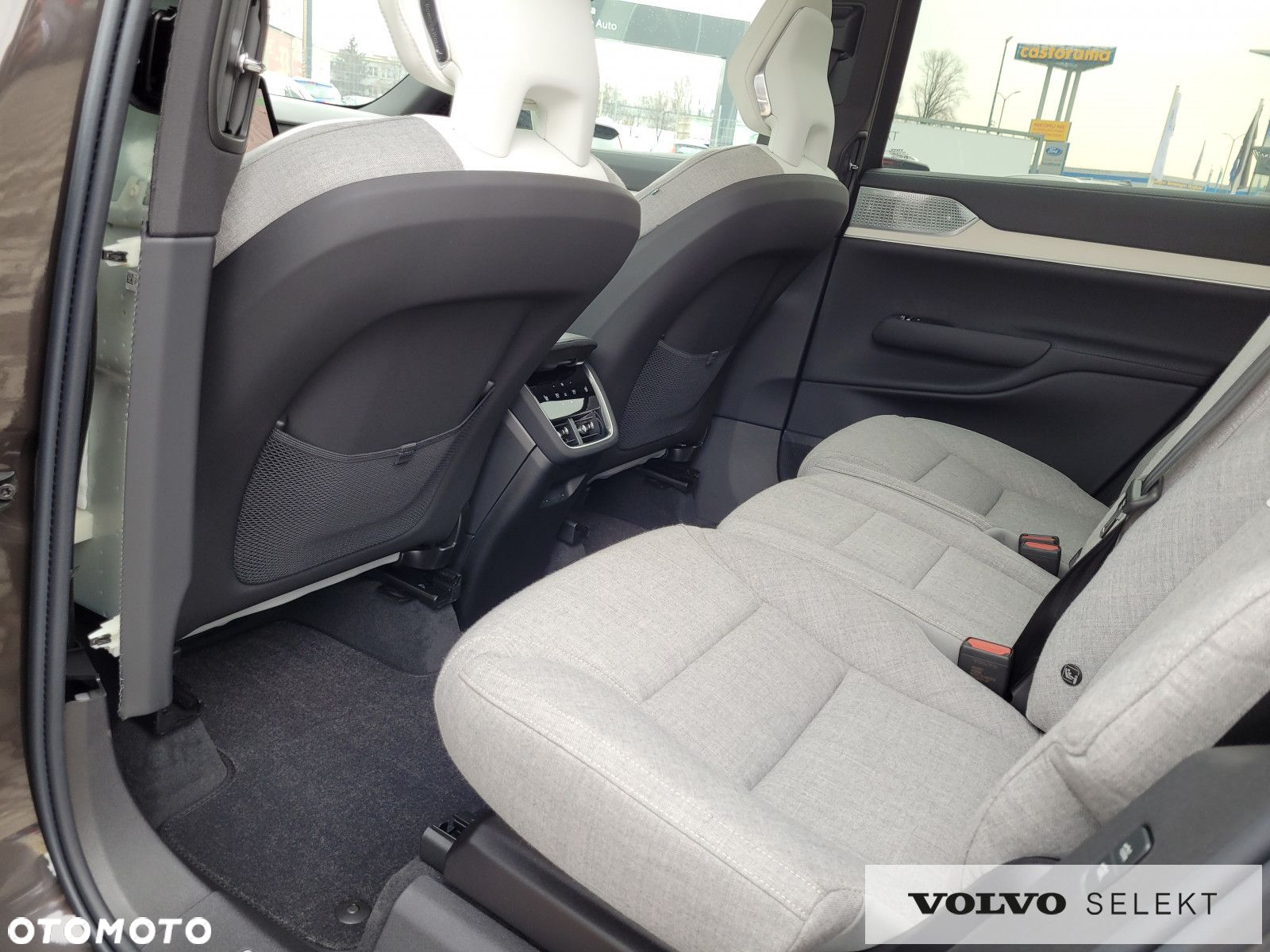 Volvo EX90 - 29