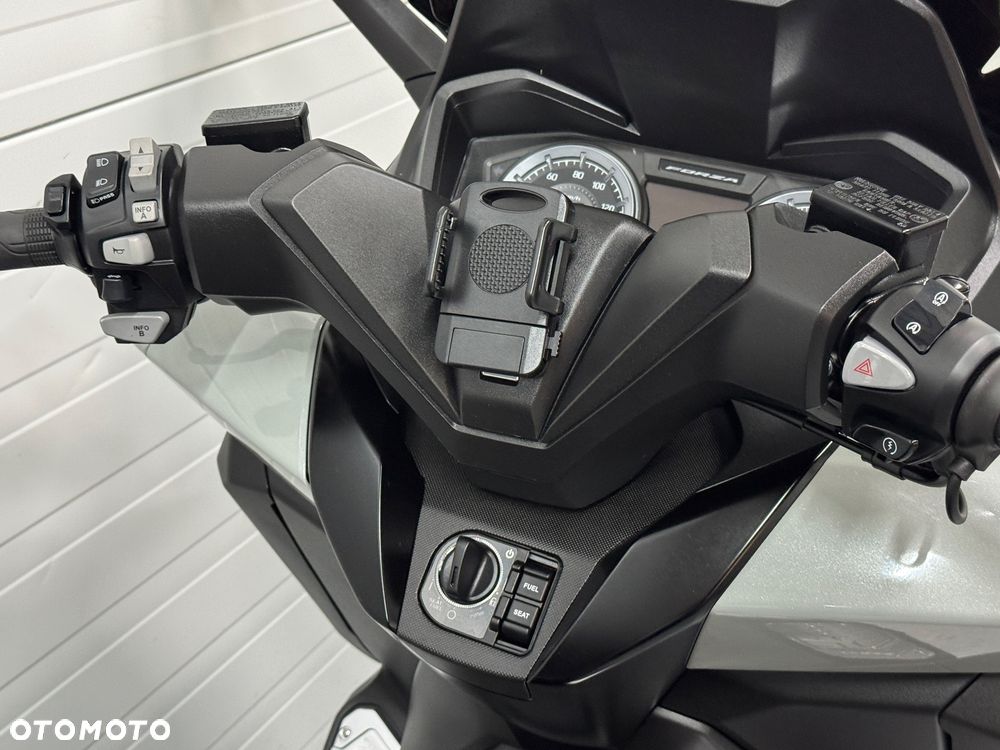 Honda NSS - 12
