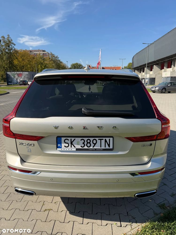 Volvo XC 60 B5 D AWD Inscription - 10