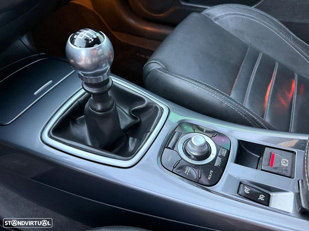 Renault Laguna Coupe 2.0 dCi Dynamique S - 18