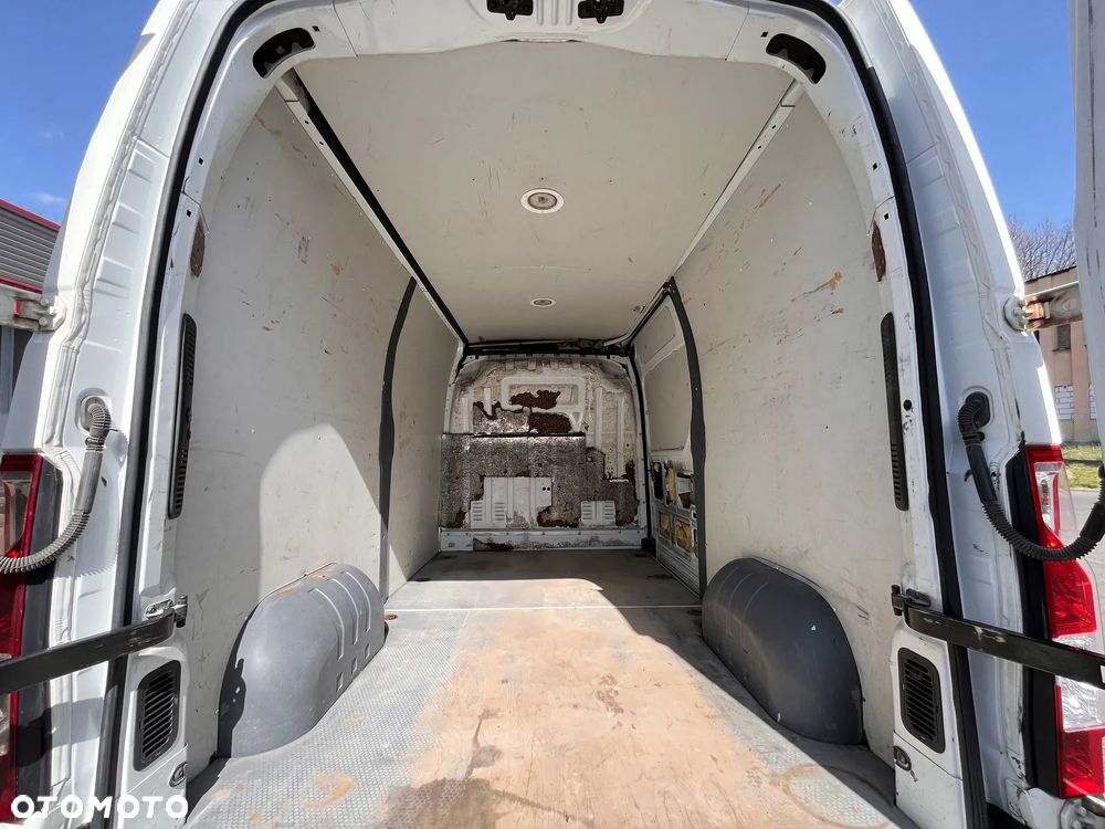Renault Master L2H2 - 10