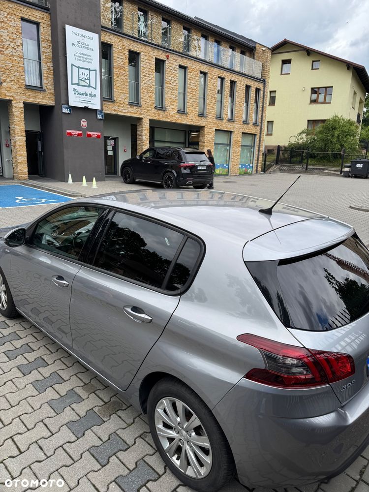 Peugeot 308 - 4