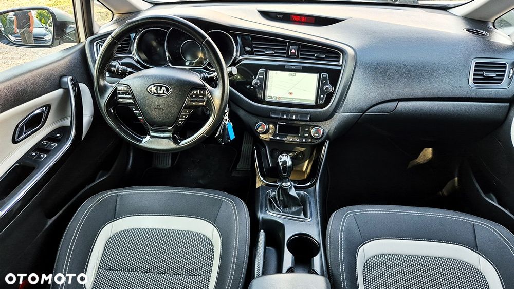Kia Ceed 1.6 GDI XL - 36