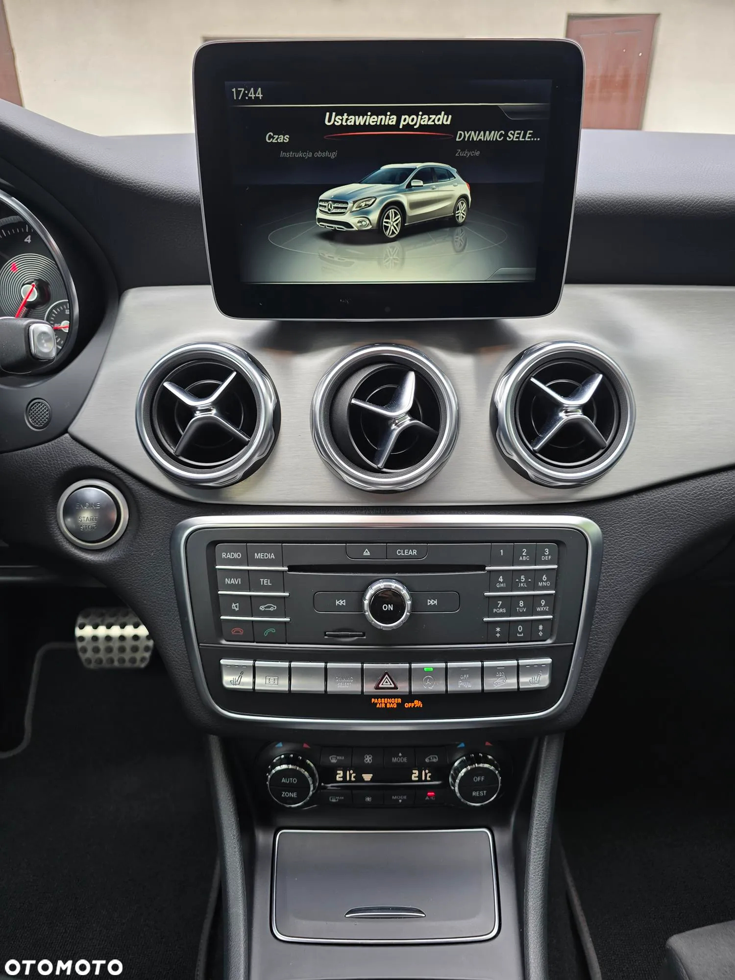 Mercedes-Benz GLA 220 d 4Matic 7G-DCT AMG Line - 21