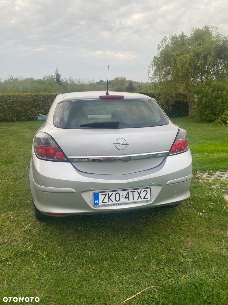 Opel Astra - 2