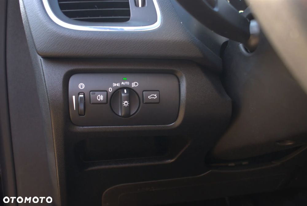 Volvo V40 T3 Drive-E Kinetic - 12