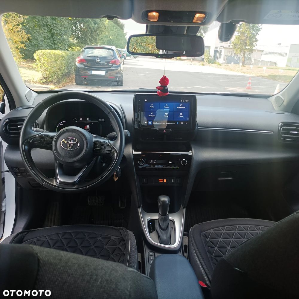 Toyota Yaris Cross - 13