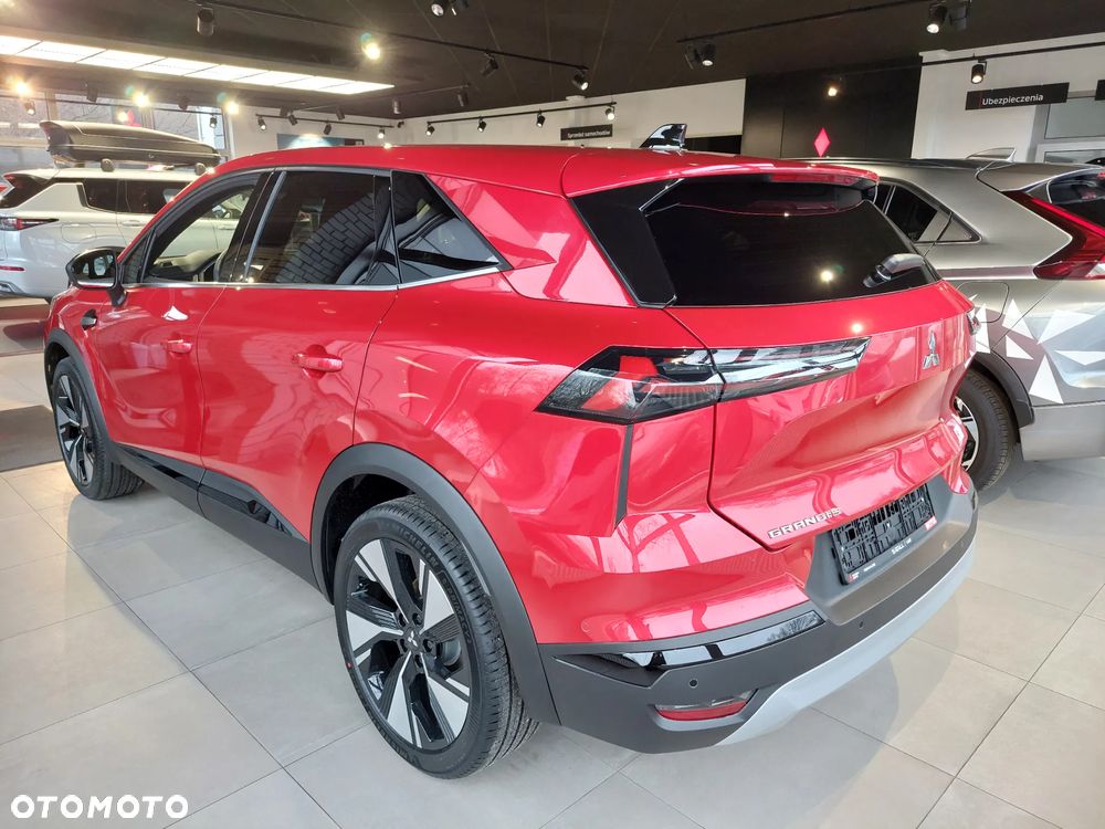 Mitsubishi Grandis - 4