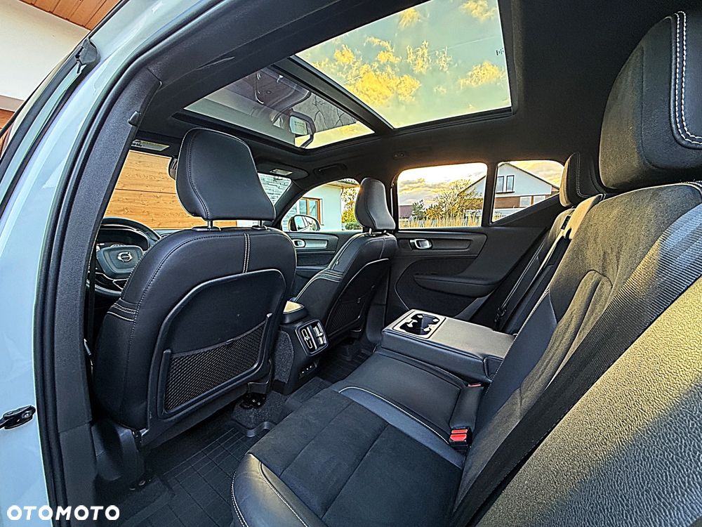 Volvo XC 40 T5 AWD R-Design - 6