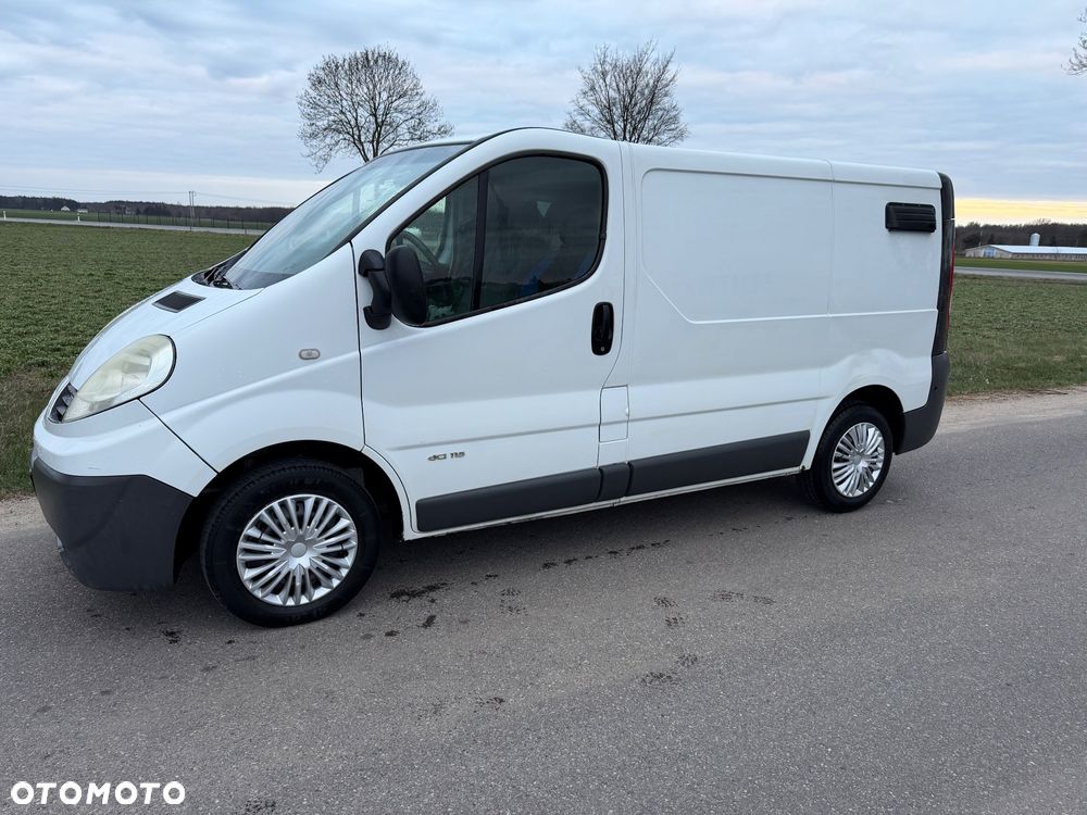 Renault Trafic - 2