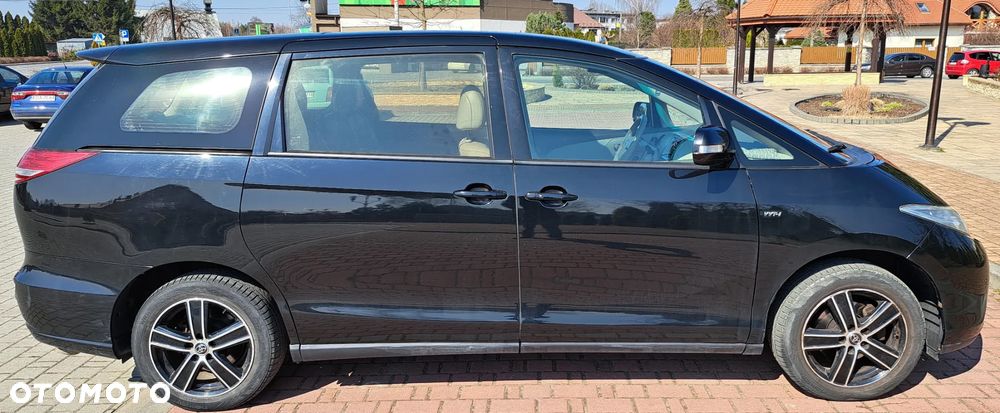 Toyota Previa - 3